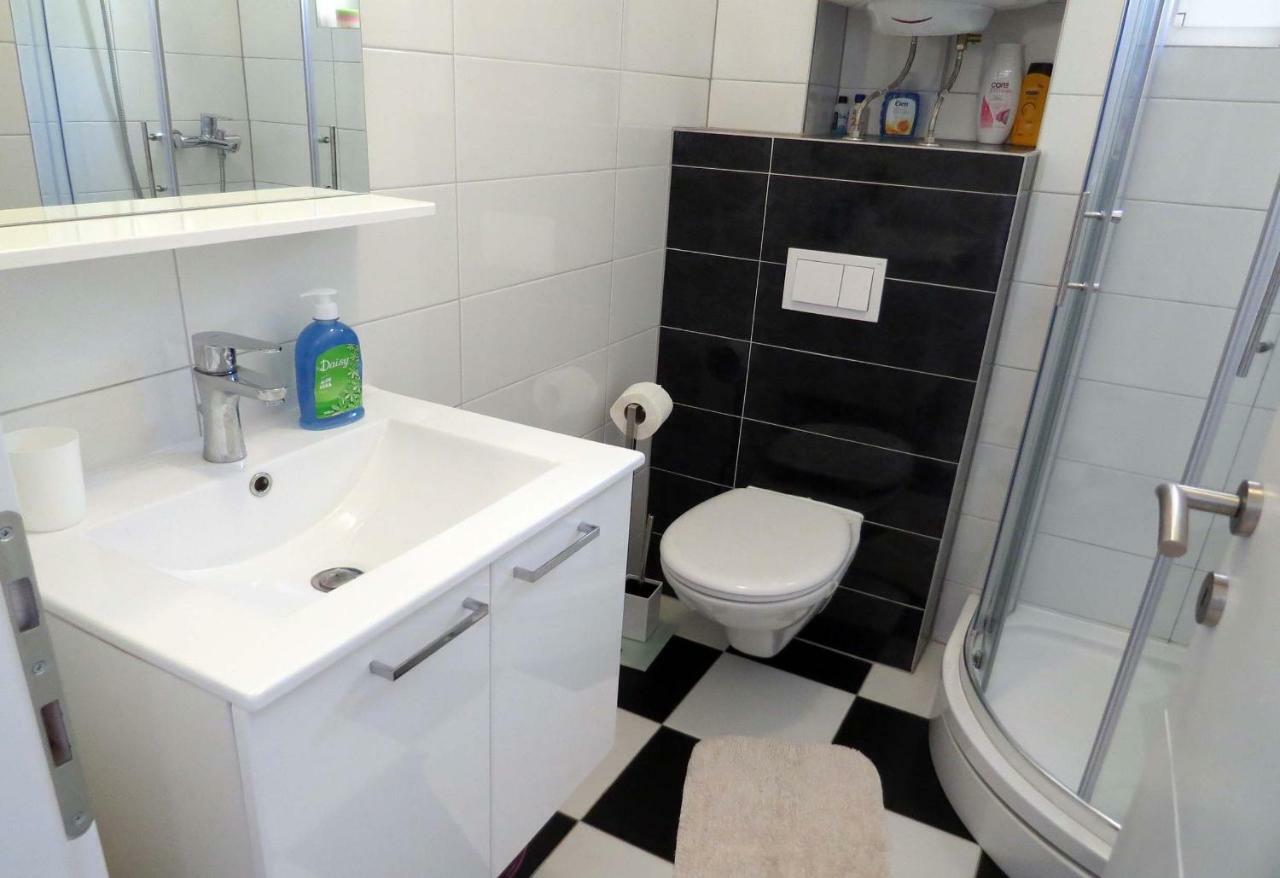 Apartman Jakir Baška Voda Εξωτερικό φωτογραφία
